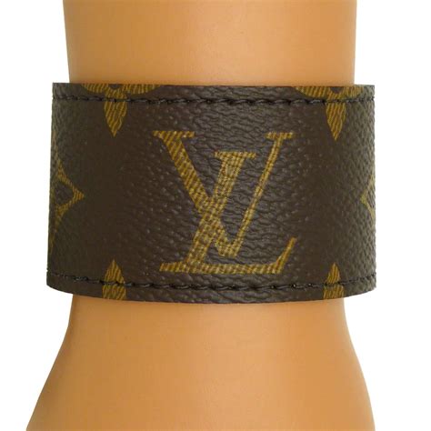 louis vuitton cuff bracelet leather